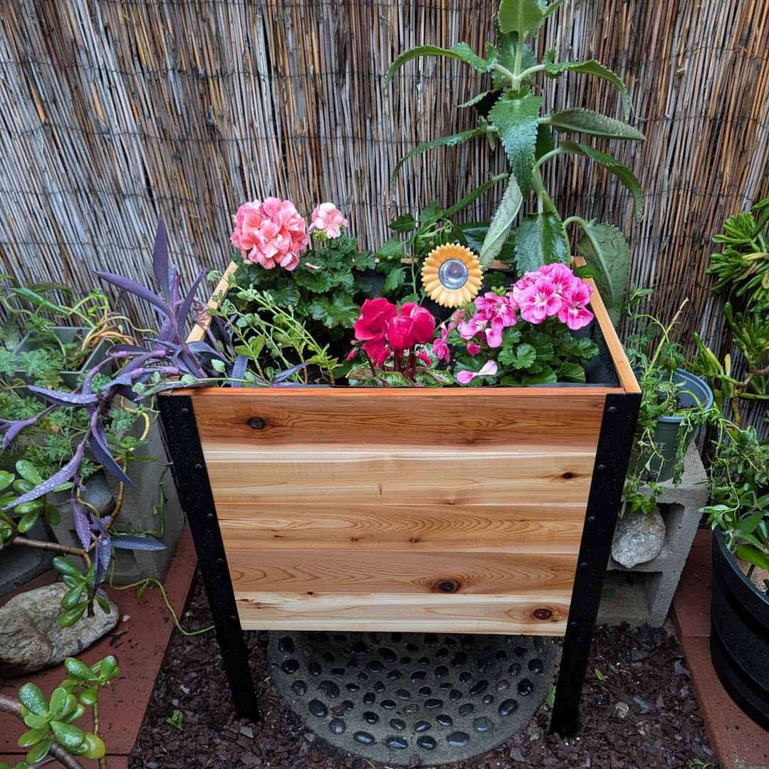 Mesa de Cultivo Slim - 29 cm x 61 cm x 76 cm